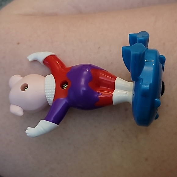 Sing 2 McDonalds Happy Meal Toys (2021) Rosita Character - Picture 2 of 3